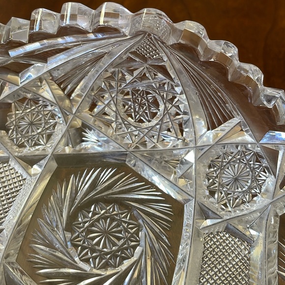 Vintage cut crystal starburst pinwheel pattern small bowl 7.5” x 3.75” - Picture 3 of 11